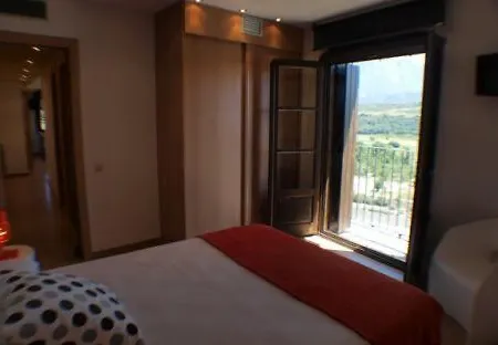 El Mirador De *